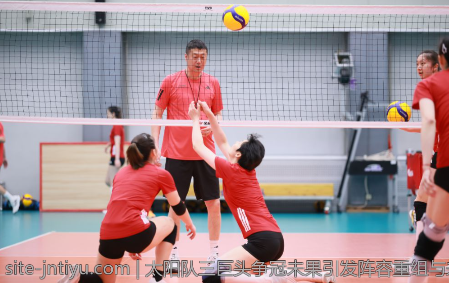 太阳队三巨头争冠未果引发阵容重组与未来走向探讨
